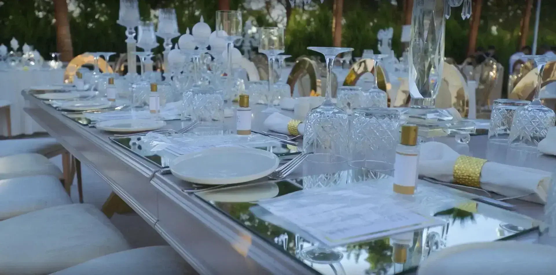 Tips for Coordinating Catering for Large-Scale Events