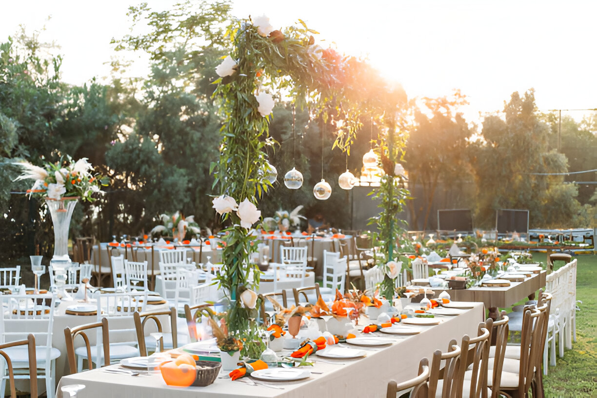 How to Choose the Best Outdoor Catering Service for Weddings