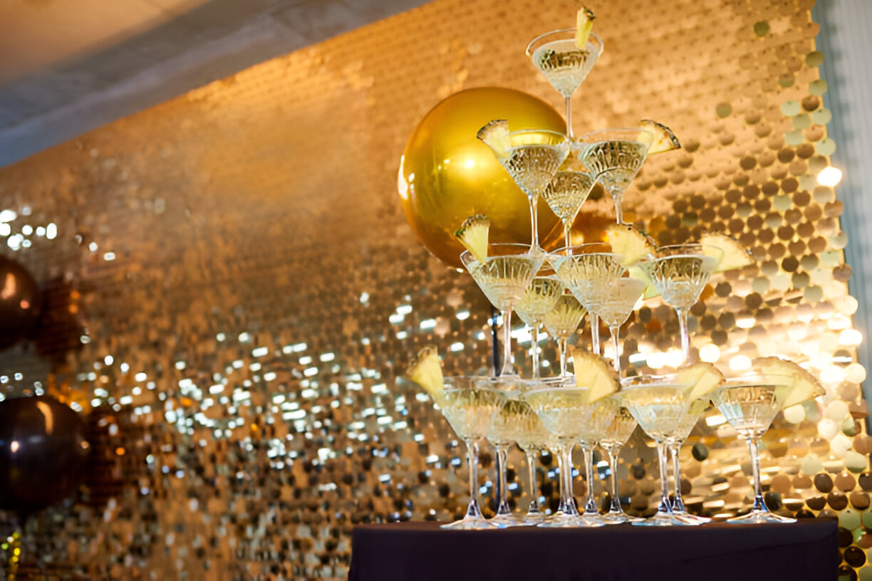 Celebrate New Year in Dubai with Exclusive Catering Services banner