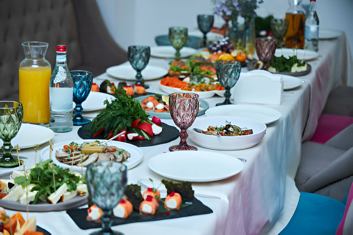 Why Canapés Catering Is the Perfect Choice for Your Event