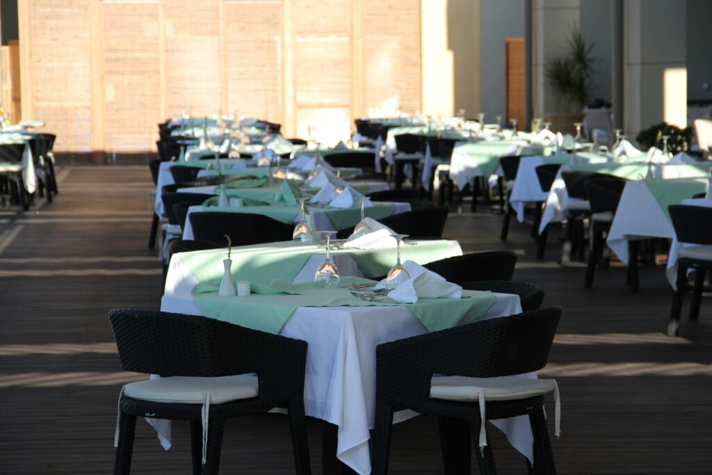 Corporate Catering Tips for Business Meetings in Dubai